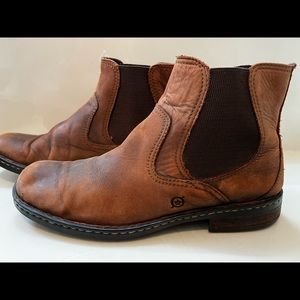 Born mens brown leather hemlock Chelsea slip on boots .sz11